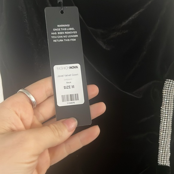 NWT velvet jewel gown Elegant Black One-Shoulder Dress medium - Picture 4 of 4